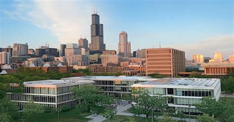 university  illinois chicago   fees ranking