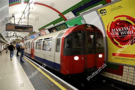 Piccadilly Line Train Arrives Piccadilly Circus Editorial Stock Photo ...