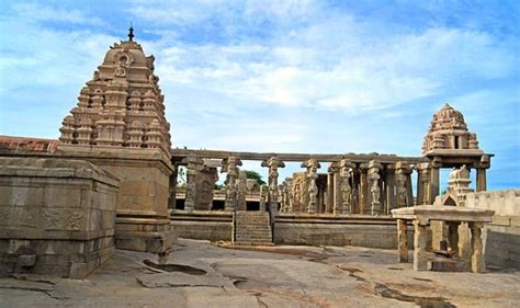 Veerabhadra Temple | Lepakshi Temple| AstroPedia