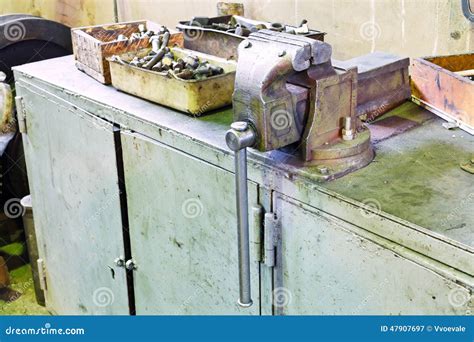 Vice On Table In Locksmith Workshop Stock Image Image Of Machining