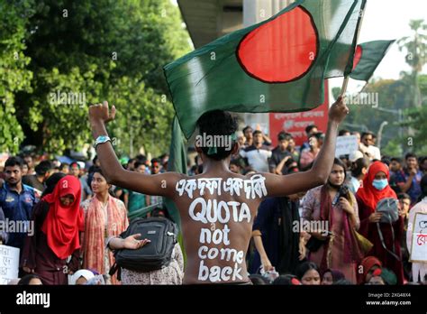 bangladeshi students block  shahbagh intersection   protest