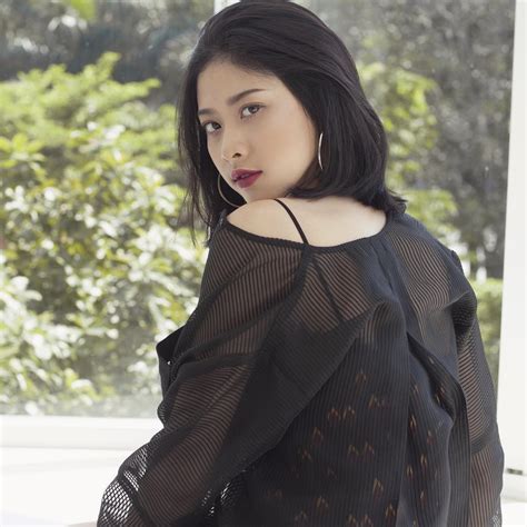 Lục Instagram của loạt hot girl Việt tìm ra 5 màu son hot phá đảo thời gian này