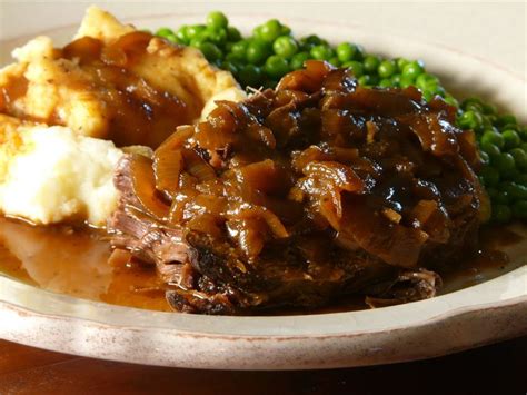 Crock Pot Moose Roast With French Onion Gravy Recipe