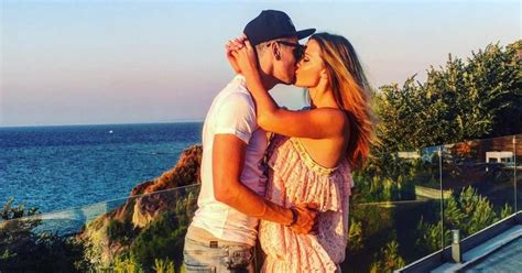 Gorące zdjęcia dziewczyny Milika w bikini Co za figura