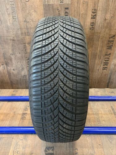 X R W Xl Goodyear Vector Seasons Gen Suv Dot