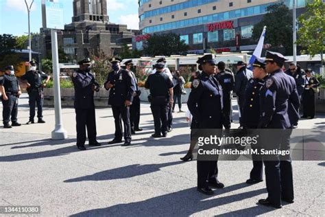 12 Fordham Plaza Bronx Stock Photos, High-Res Pictures, and Images ...