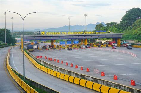 Gerbang Tol Kahuripan Utama or Toll Gate, during the Eid Homecoming Atmosphere, Karawang, West ...