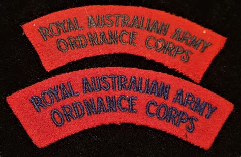 Pair Of Royal Australian Army Ordnance Corps Shoulder Flashes John