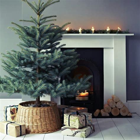 Ideas Para Decorar La Base Del Rbol De Navidad Con Cestas