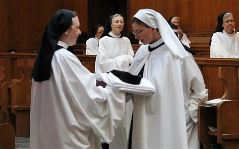 Becoming A Cistercian Nun Christian Nuns Cistercians Sisters