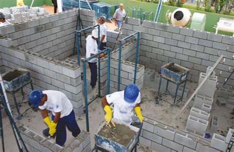 OBRAS EM BLOCOS DE CONCRETO Blokar ARARANGUÁ SC