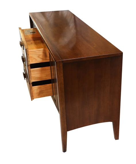 Broyhill Emphasis Mid Century Modern Sculpted Walnut Credenza Mary