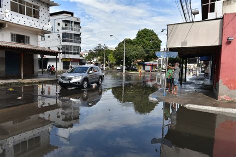 A Gazeta Chuva No ES Tempestade Raios Causa Alagamentos Na