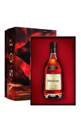 Коньяк Hennessy VSOP цена 0,7 л упаковка: подарочная (промо-2020) 5980 ...