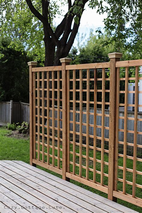 Cozy.Cottage.Cute.: A Trellis / Privacy Screen for the Deck