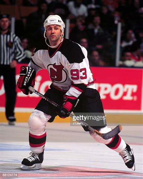 102 New Jersey Devil Doug Gilmour Photos & High Res Pictures - Getty Images