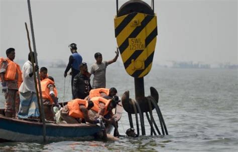 Naufrage D Un Ferry Au Bangladesh Le Bilan Monte Morts