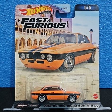 Jual Hot Wheels Premium Alfa Romeo Giulia Sprint GTA Shopee Indonesia