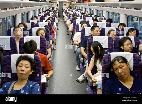 Chinese Passengers Inside High Speed Shanghai Nanjing Bullet Train D406 ...