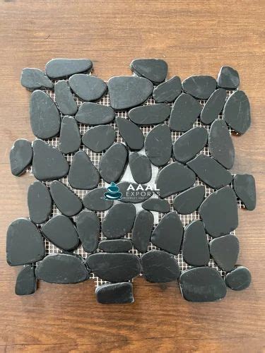 AAAL BLACK RIVER Pebble Mosaic Tile Thickness 10 MM At Rs 90 Sq Ft In