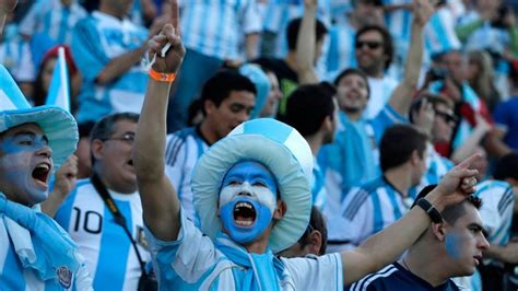 Mundial De Qatar 2022 Escuchá El Tema Que Grabó La Mosca Para Alentar