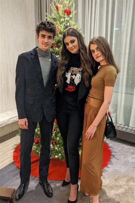 Taylor Hill Instagram December 8, 2019 – Star Style