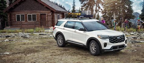 View our inventory of New Ford Explorer's available in Mandeville, LA