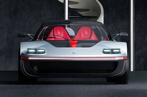 Bertone RUNABOUT: Reinvented Heritage in Power and Elegance