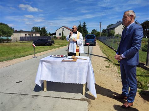 Uroczyste Otwarcie Drogi Gminnej W Miejscowo Ci Zuzu Ka Starostwo