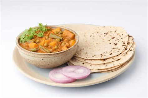 Chapati Thali: Over 3,258 Royalty-Free Licensable Stock Photos ...