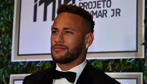 Neymar Se Recusa A Renovar Com O Paris Saint Germain Jornal