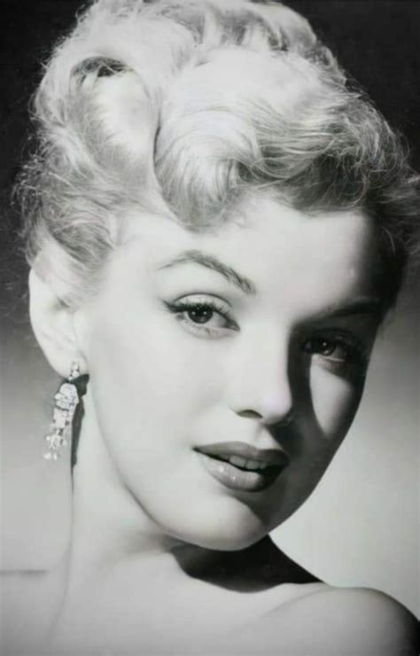 Young Marilyn Monroe Marilyn Monroe Photos Beautiful Eyes Gorgeous Marylyn Monroe Norma