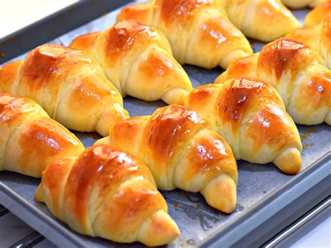 The Best Homemade Crescent Rolls Recipe:How to make Crescent Rolls | MerryBoosters