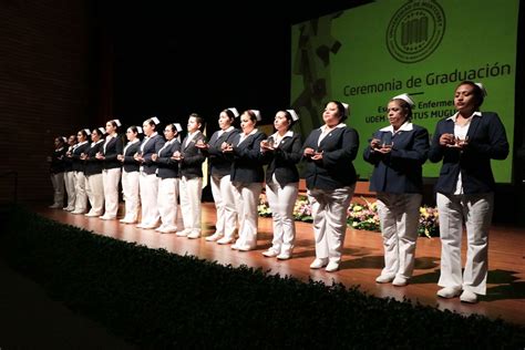 Aconsejan trabajo colaborativo en graduación de Enfermería UDEM