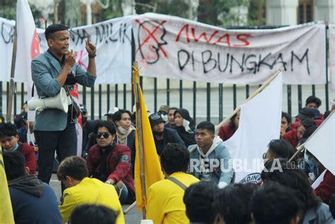 Aksi Mahasiswa Refleksi Tahun Pemerintahan Jokowi Republika Online