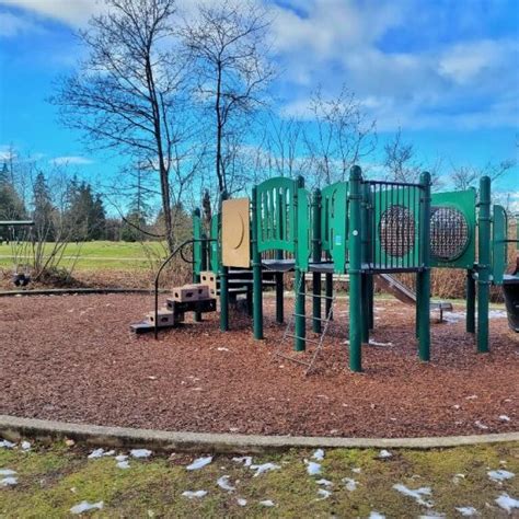 Oak Meadows Park Playground - Vancouver Playgrounds