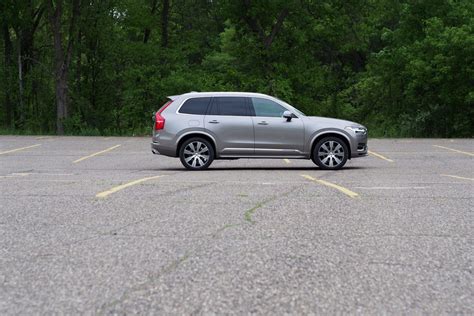 The 2020 Volvo XC90 T8 impresses six ways to Sunday - CNET