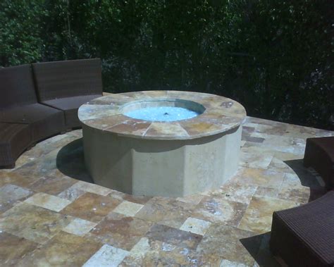 Outdoor Fire Pit Glass Stones | FIREPLACE DESIGN IDEAS