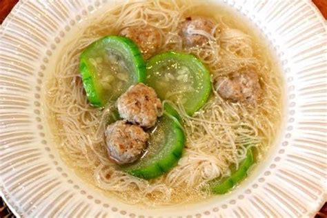 Easy Misua and Meatball Soup Recipe | Ang Sarap Recipes