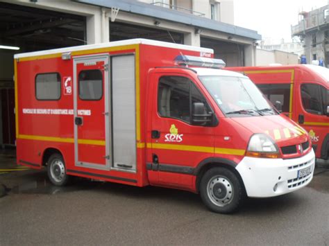 Véhicules des pompiers français Page 760 Auto titre