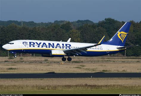 EI DPF Ryanair Boeing 737 8AS WL Photo by Björn Huke ID 1366884