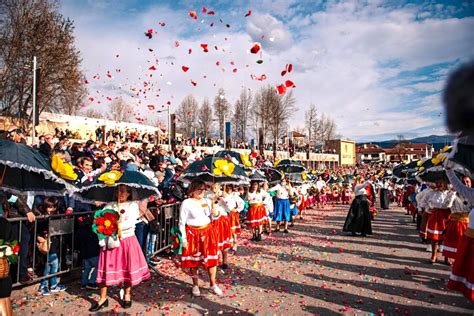 Celorico De Basto Enche Se De Cam Lias Nos Dias Maiores Da Festa