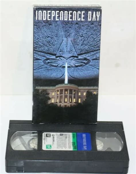 INDEPENDENCE DAY VHS 1996 Will Smith Bill Pullman Jeff Goldblum