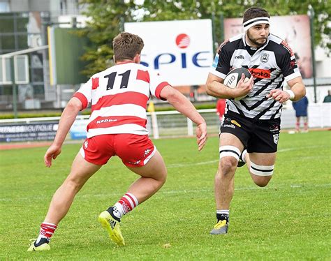 Rugby le Stade Poitevin à deux matchs d une montée en Fédérale 2