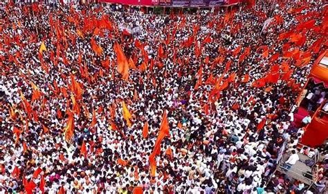 Maratha Kranti Morcha In Mumbai Central Railway Makes Special