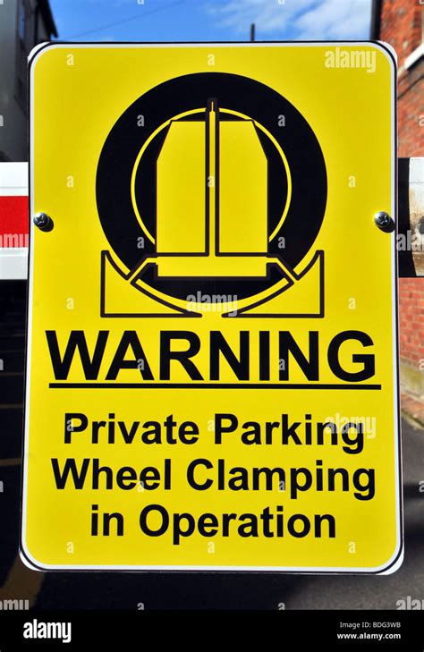 Wheel Clamp Sign Hi Res Stock Photography And Images Alamy