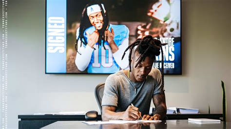 Titans Agree to Terms – and Sign – WR DeAndre Hopkins