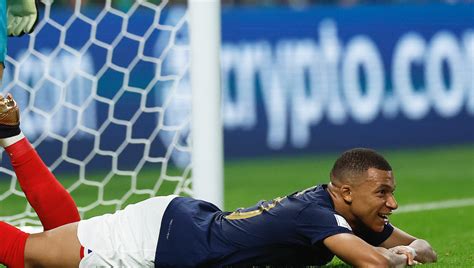 La cifra millonaria que debe pagar el PSG a Mbappé en caso de venta