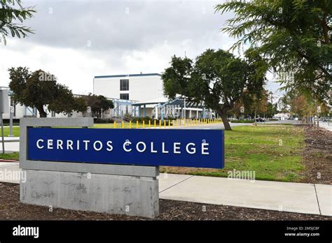 Cerritos college hi-res stock photography and images - Alamy