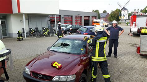 Ausbildung Wichtiger Baustein Einer Leistungsf Higen Feuerwehr